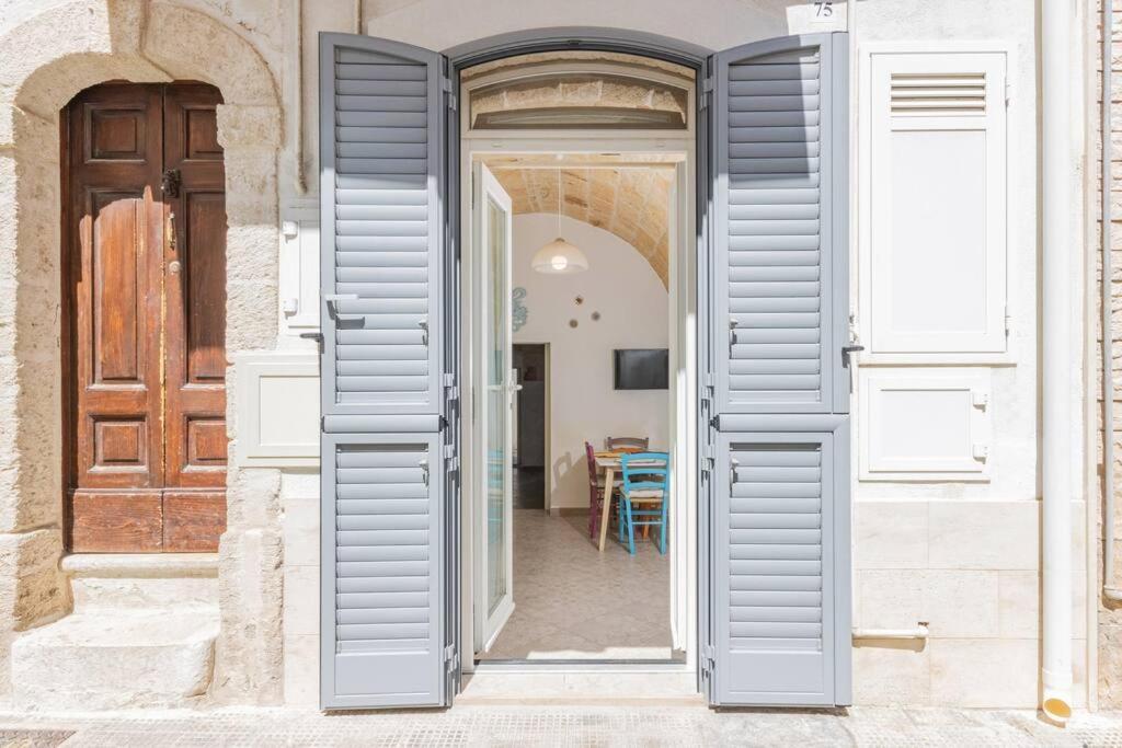 Extravacanza Spiraglio Di Mare Полиньяно-а-Маре Экстерьер фото